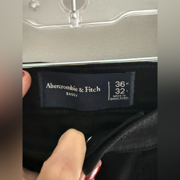 Abercrombie & Fitch Baggy Cargo Jeans Woman’s SZ 36 Black Pockets Straight Leg - Picture 4 of 11